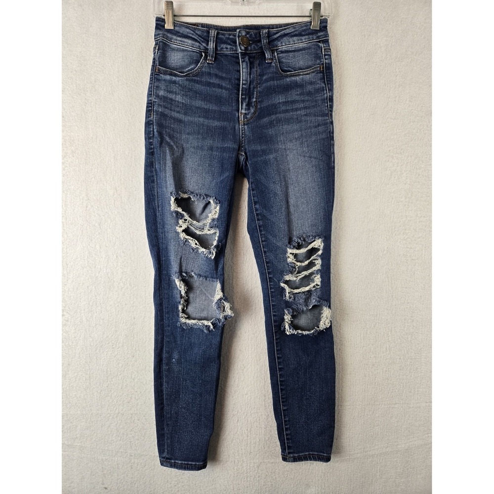 American Eagle Womens Size 4S Stretch Distressed Ripped Jeans Medium Wash